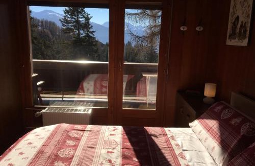 Lens House | Renovated Mountain View Apartment - Les Eperviers