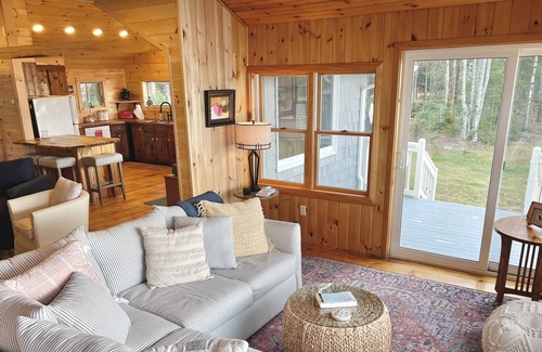 Milbridge Cottage | Renovated Oceanfront Cottage - Near Acadia