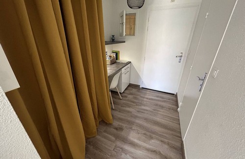 Le Lavandou Apartment | Renovated studio for 2 in Le Lavandou with parking