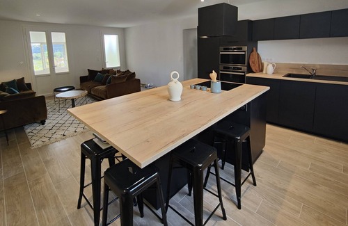 Aubenas House | Renovated villa, with heated swimming pool and pétanque court. Ideal location!