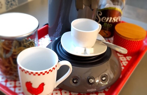 Solaro House | Rent a mini villa in a quiet garden with 4/6 pers 600m walk from a sandy beach