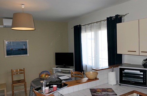 Le Grau-dʼAgde Apartment | Rent Apartment with sea view. Quality services. Warm welcome
