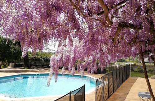 Valreas House | Rent Charming Chateau in Provence, 7 bedrooms with 6 bathrooms, sleeps 15 +