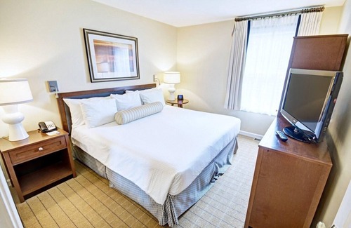 The Point Resort | Rental Longwharf Resort by Wyndham 2br Pool & Gym