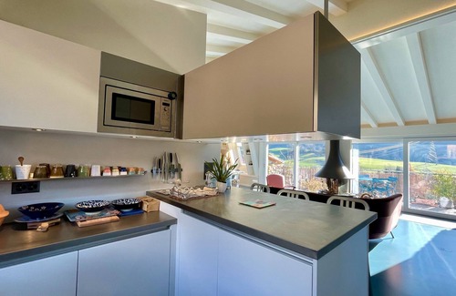 Chateau-d'Oex Apartment | Rentals by Laura - Apartment with fireplace and mountain view