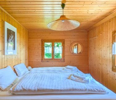 Busserach Apartment | Repos en montagne, Chalet au vert, vue et terrasse