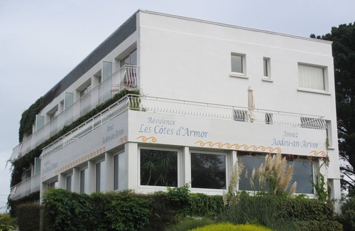 Plestin-les-Greves Apartment | Residence Cotes d'Armor, sea view, indoor pool, WIFI, beach walk