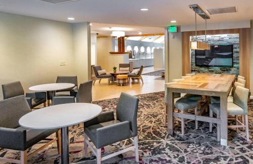 Rogers Park Hotel | Residence Inn by Marriott Anchorage Midtown