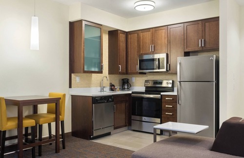 Barker Hotel | Residence Inn by Marriott Houston West/Beltway 8 at Clay Rd.