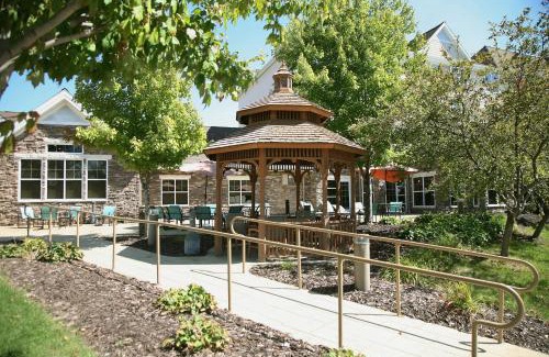 West Des Moines Hotel | Residence Inn Des Moines West at Jordan Creek Town Center