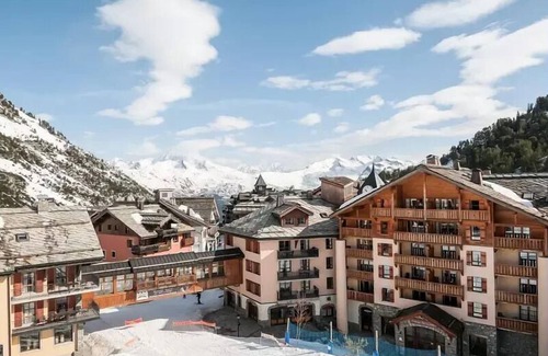 Arc-1950 Apartment | Residence Les Arcs 1950 The Village - Prestige Apartment 4 bedrooms (10 people)