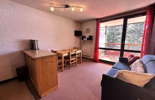 Villard-de-Lans Apartment | Residence La Piscine - Residence close to the centre of Villard de Lans, near the sledge park of Colline des Bains