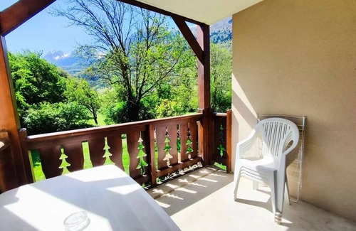 Luz-Saint-Sauveur Apartment | Residence Le Domaine du Val de Roland * - 3 Rooms Duplex 6/8 People