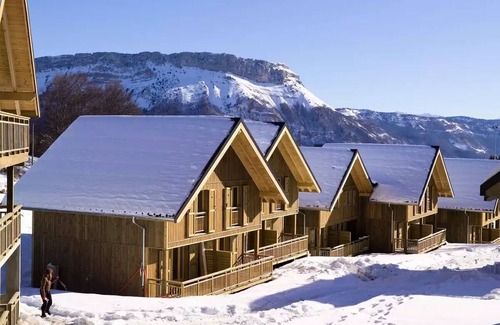 La Feclaz Apartment | Residence Les Chalets du Berger* - 3 Rooms 7 People