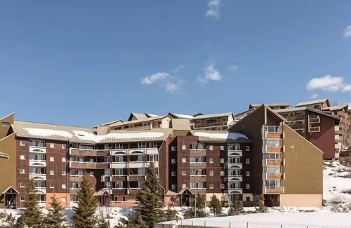 Eclose-Ouest Apartment | Residence Les Horizons d'Huez - maeva Home - Comfort 4-person studio