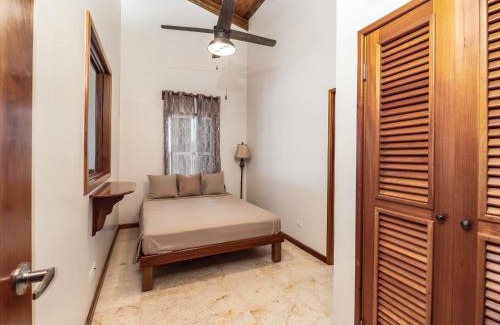 San Pedro House | Residences at Barrier Reef 1-1C Oceanfront 2 BR by Stay Floreo