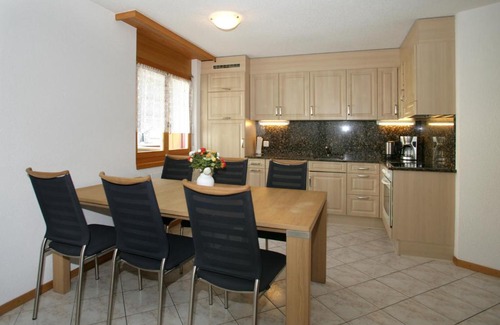 Leukerbad Apartment | Residenz Darianne 21