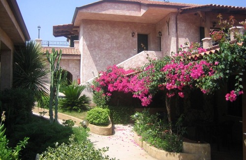 Parghelia House | Residenza La Vigna - Dependance 5 beds with swimming pool