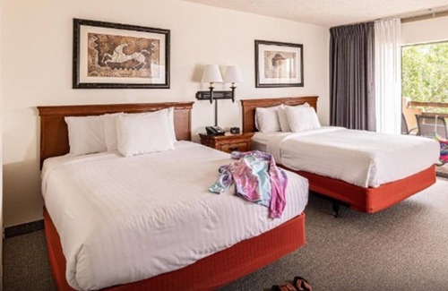 Wahweap Resort | Resort Haven in Arizona:Close to Antelope Canyon!2 Pet Friendly Units,Pool