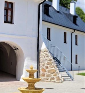 Nova Vcelnice Hotel | Resort Nová Včelnice