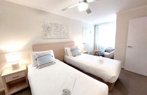 Nelson Bay Apartment | Resort Pool and Garden Apartment, Nelson Bay