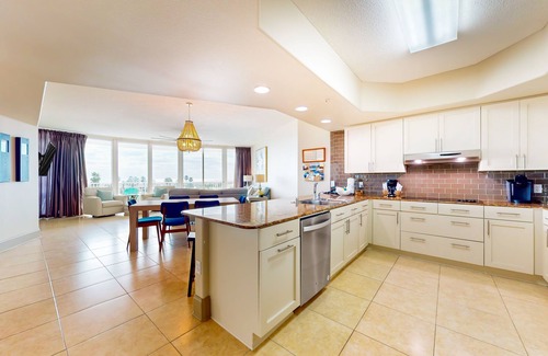 Orange Beach East House | Resort-style apartment with ocean views, large balcony, pool, tennis, & gym