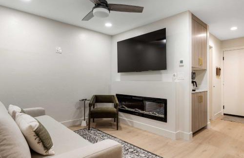 Brian Head Apartment | Resort-Style Brian Head Condo Near Slopes!