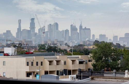Moonee Ponds Apartment | Resort Style Living In the Heart of Moonee Ponds