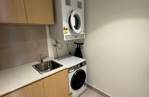 Palm Beach Apartment | Resort Style Ocean Front Apartment Palm Beach