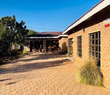 Molepolole Villa | Rest and Work at Los Abrigos Villa in Molepolole