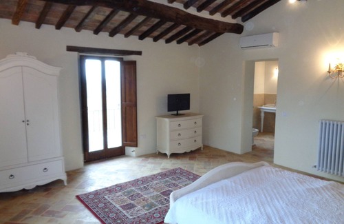 Bivio Lugnano Other | Restored 13c Farmhouse in the Upper Tiber Valley, on the Umbrian/Tuscany border.