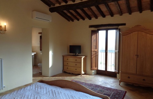 Bivio Lugnano Other | Restored 13c Farmhouse in the Upper Tiber Valley, on the Umbrian/Tuscany border.