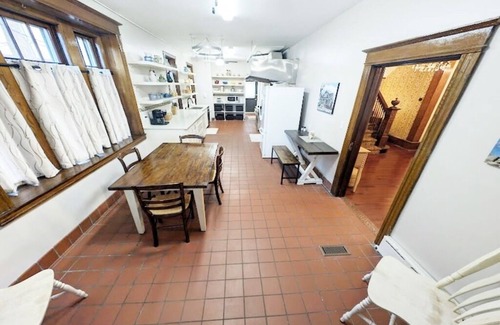 Somers Point House | Retreat by the Bay Sleeps 10!