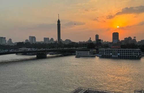 Downtown Cairo Apartment | Retro Nile View apartment