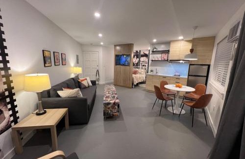 April Sound Apartment | Retro Retreat