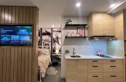 April Sound Apartment | Retro Retreat