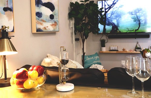 Woodbury Apartment | RetroChic★Parking★950Mb★20min->CenterCity&Airport1