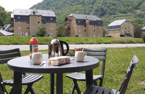 Saint-Lary-Soulan Apartment | REZ DE JARDIN CALME ST LARY PROCHE TELECABINE
