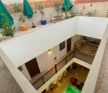 Douar Sidi Youssef Ben Ali Bed & Breakfast | Riad dei colori