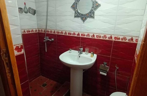 Zekkak Er Roumane House | Riad Drissia
