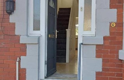 Higher Walton House | Ribbleton Rendezvous in Preston