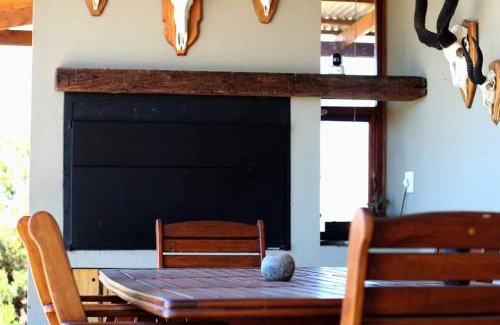 De Rust Ski Chalet | Ribboksfontein Guest Farm