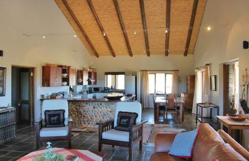 De Rust Ski Chalet | Ribboksfontein Guest Farm
