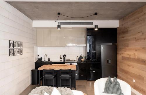 Richmond North Apartment | Richmond Gem