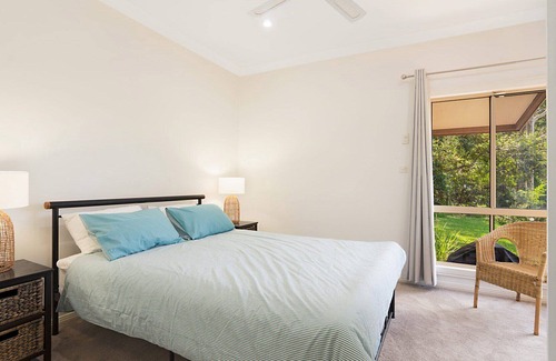 Pretty Beach Central Coast House | Ridge View Cottage - Pet Friendly
