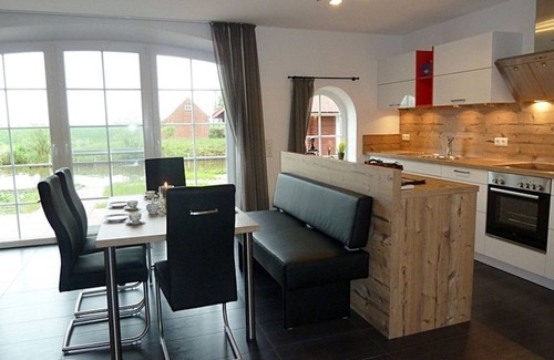 Eilsum House | Riedhaus am Siel - 100sqm vacation home for 6 pers. + dog with fireplace, heat cabin &