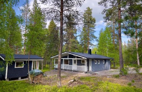 Pyhatunturi Ski Chalet | Riekonsoppi, two bedroom private cabin