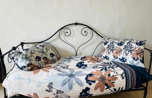 Tempio Pausania Apartment | Rifugio Antico nella Città di Pietra