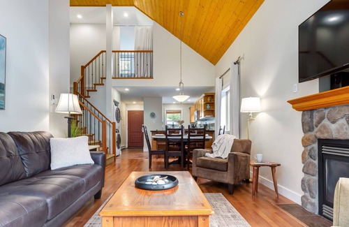 Regional District of Nanaimo Cabin | Right across from the pool & hot-tub!