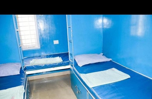 Karumom Hotel | Right Dormitory and Rooms